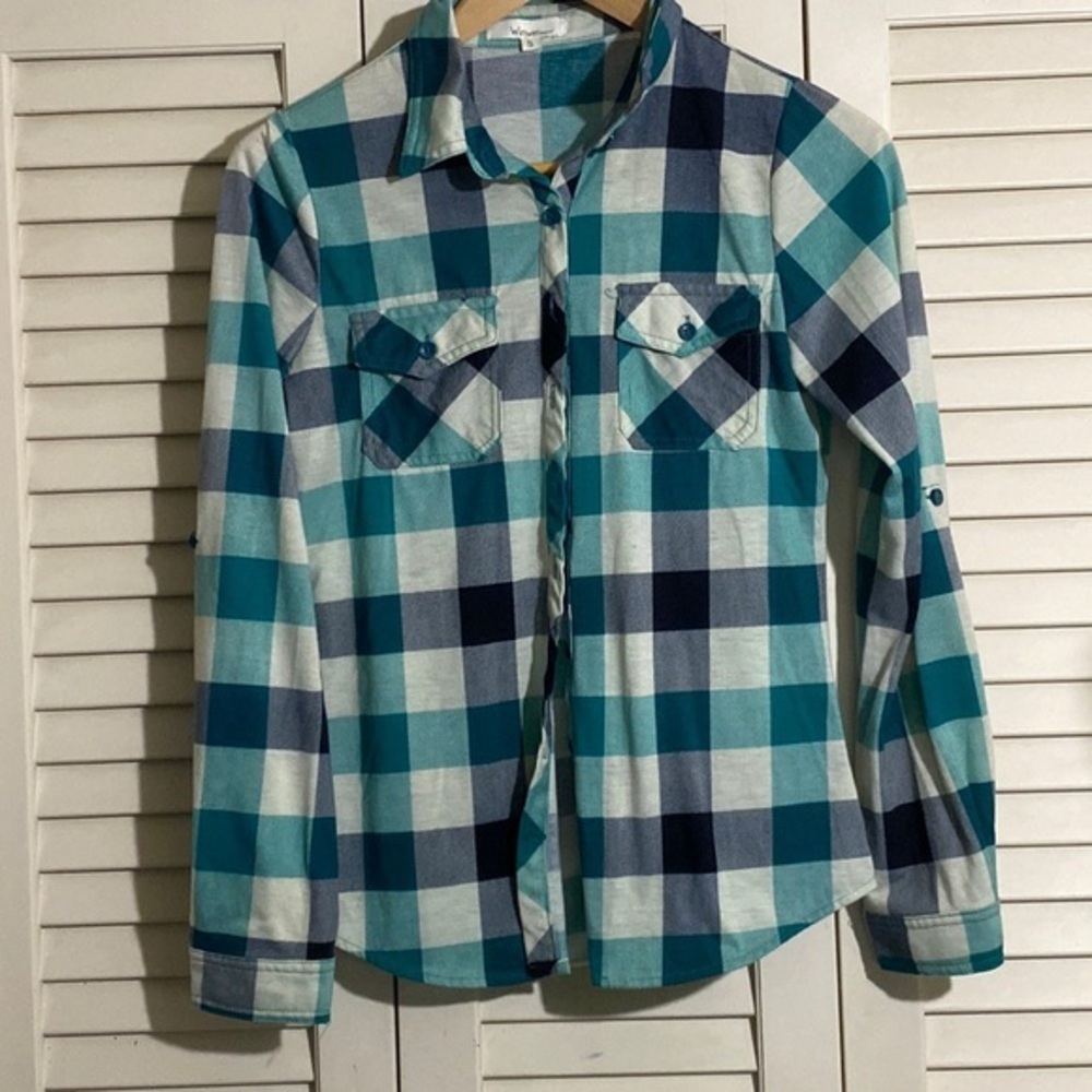 WIN WIN APPAREL S lightweight flannel with roll up sleeve button